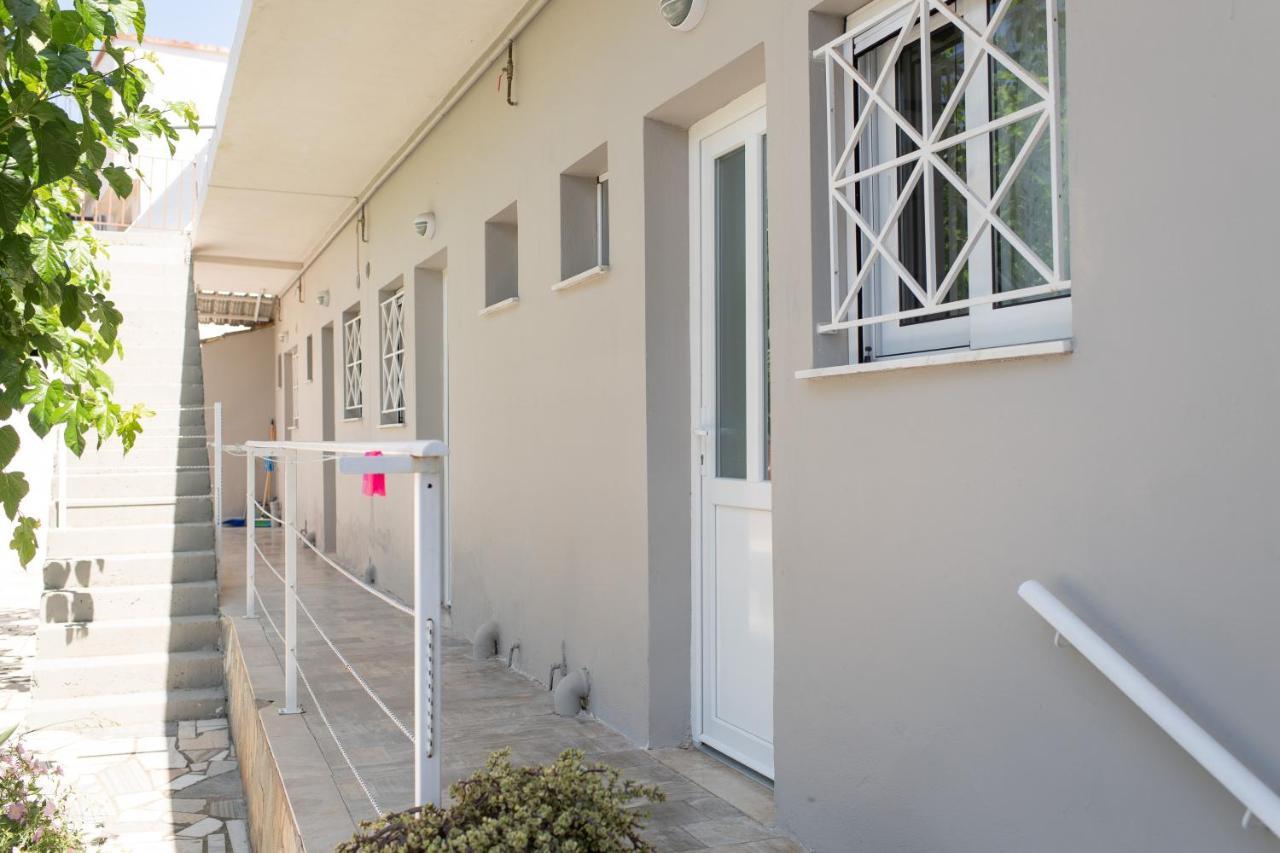 Apartment Moukas Seaside Romantico *